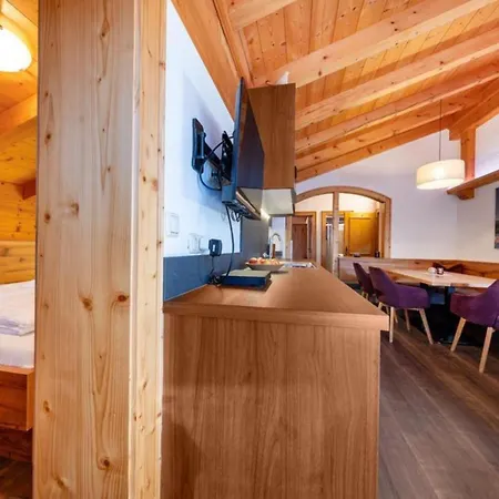 Haus Wildkarblick 6 *